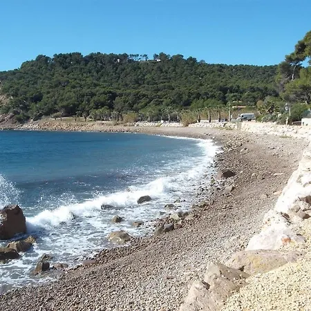Les Pieds Dans L'eau * Saint-Mandrier-sur-Mer